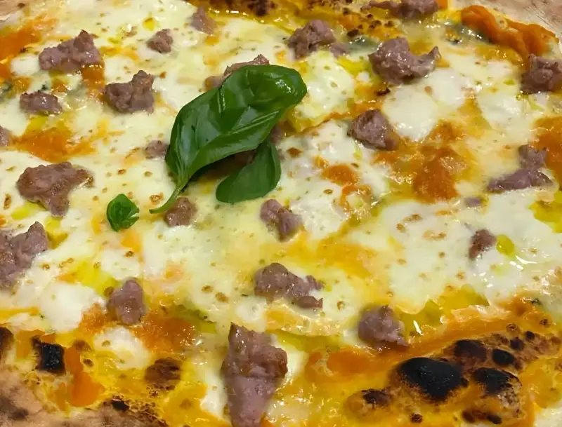 Pizza Special Porchetta e patate al forno