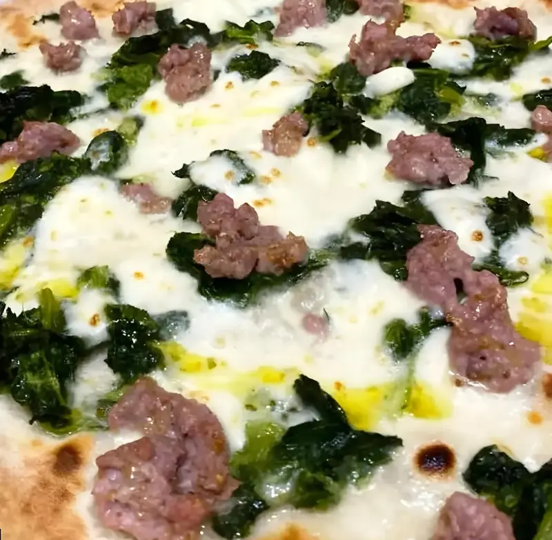 Pizza Margherita DOC con Mozzarella di Bufala Campana DOP